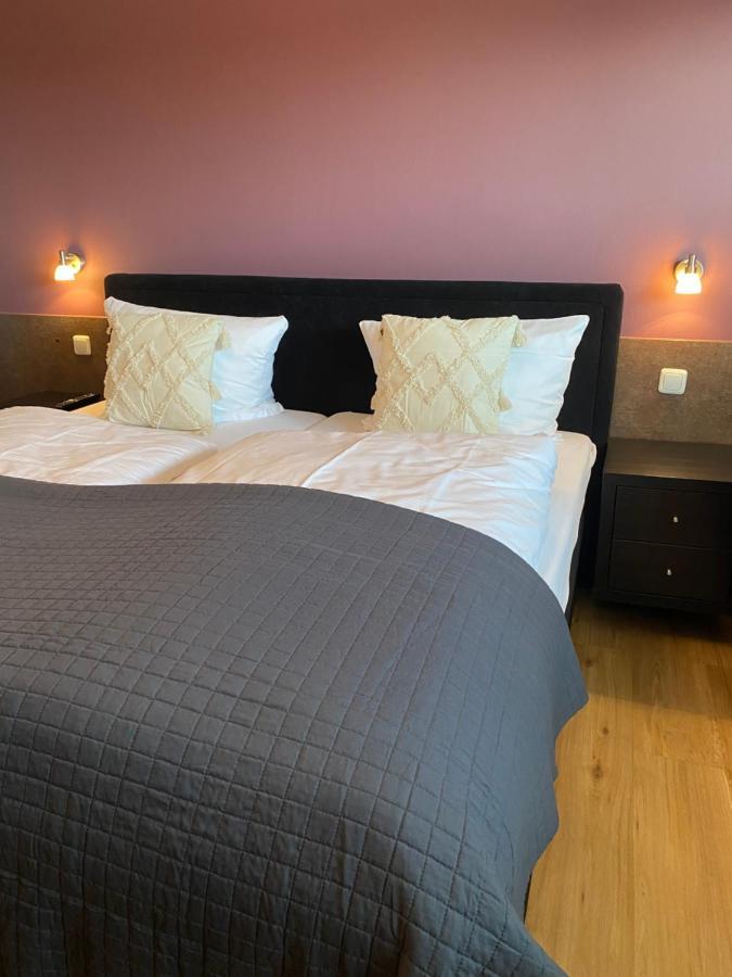 Hotel Schuetz Трир Екстериор снимка